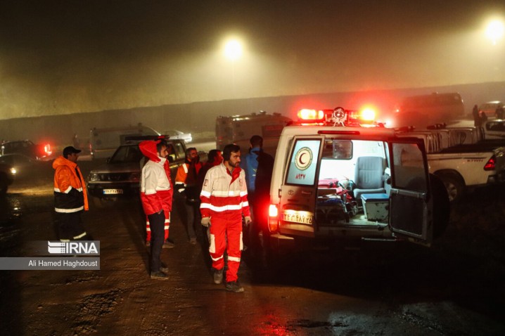 ۶۵ تیم واکنش سریع امداد و نجات هلال احمر در جستجوی بالگرد رییس‌جمهور پای کار بودند