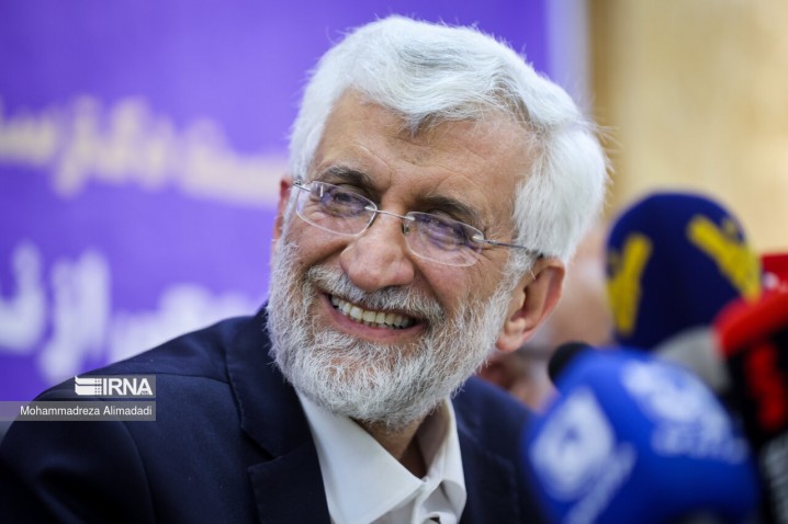 جلیلی: همه با احترام منتخب مردم را یاری دهند