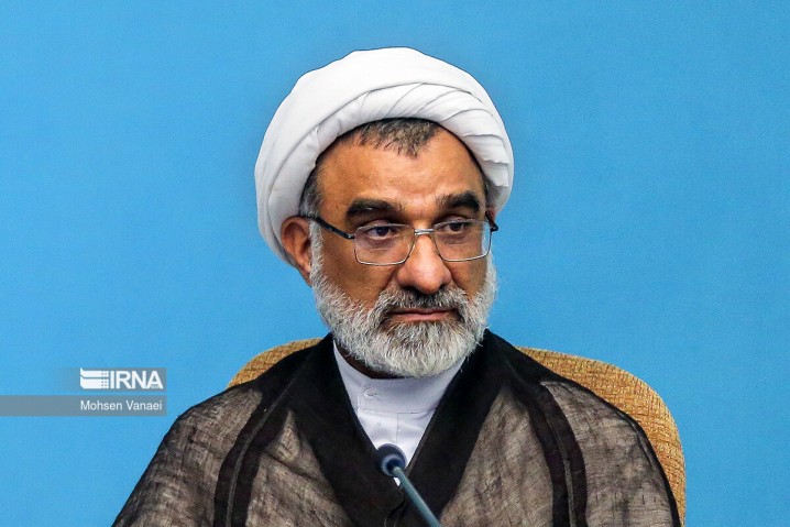 توضیحات دبیر شورای عالی انقلاب فرهنگی درباره رفع ممنوع‌الکاری هنرمندان