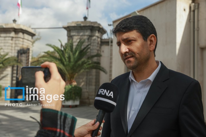 برگزاری نشست «ایران کریدور» در دوبی/آمار کاربران استارلینک در ایران گمانه‌زنی است