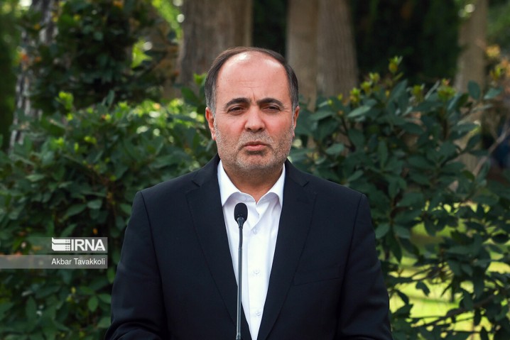 نوری قزلجه: کشور در هر شرایطی قادر به تامین کالاهای مورد نیاز است
