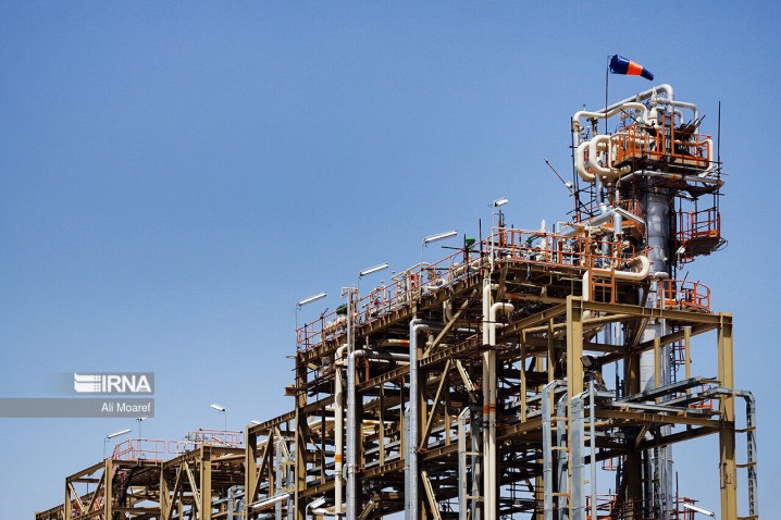 وزارت نفت مجاز به واردات، خرید و تهاتر فرآورده‌های نفتی تا سقف مشخص شد