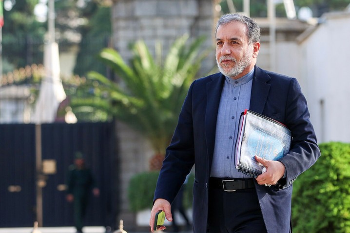 پاسخ عراقچی به سخنان ضدایرانی ترامپ: ما شاهد یک فریبکاری محض با تغییر جای تهدید بودیم