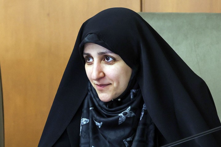 صدای زنان را می‌شنویم/ مدل‌های کسب و کار باید تغییر کند