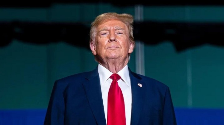 ترامپ وعده داد تعرفه‌های گسترده‌ای علیه نفت، دارو و نیمه رساناها اعمال کند