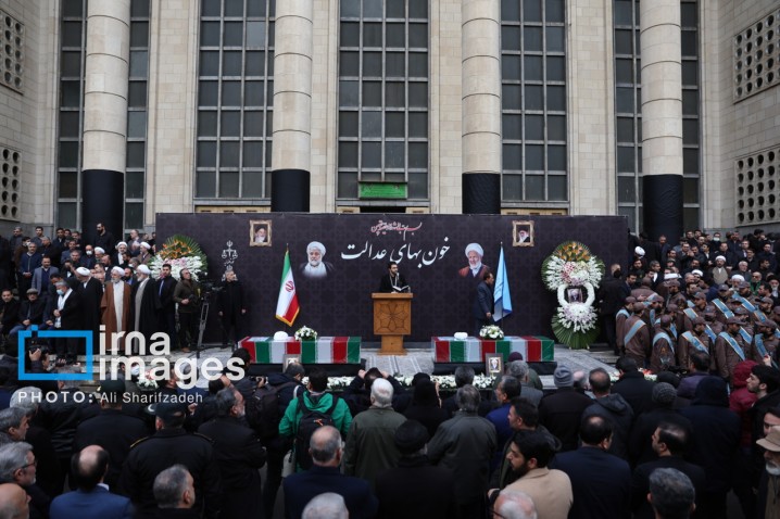 آیین تشییع پیکر حجه الاسلام علی رازینی و محمد مقیسه‌ برگزار شد