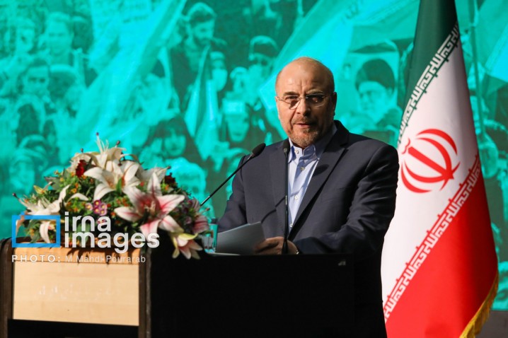 قالیباف: نیازمند یک نهضت مردمی سازی در کشور هستیم