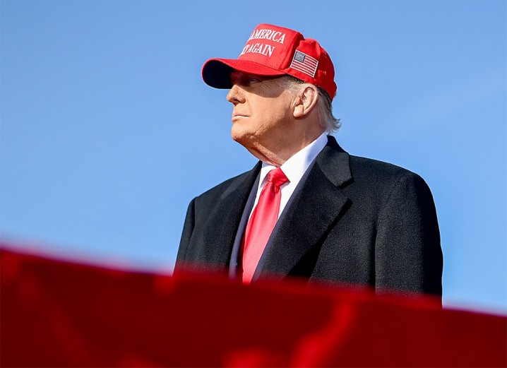 سیاست های تعرفه‌های ترامپ و خطری علیه جایگاه جهانی دلار