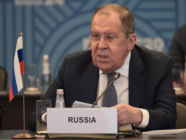 لاوروف: پذیرش حق غنی‌سازی ایران در مذاکرات، اصلی کلیدی است