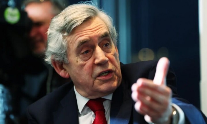 نخست‌وزیر سابق انگلیس: یک طرح «نجات جهانی» برای مقابله با تعرفه‌های ترامپ ایجاد شود