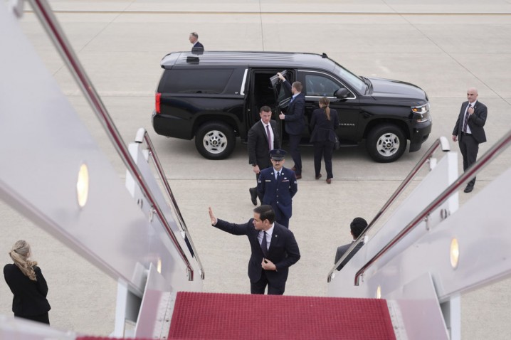 تغییر در تیم سیاست خارجی ترامپ؛ افول والتز و صعود روبیو از حاشیه به متن