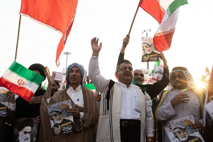 همبستگی مردمی در اهواز؛ پاسخ قاطع به تعرض آمریکا به تاسیسات هسته‌ای