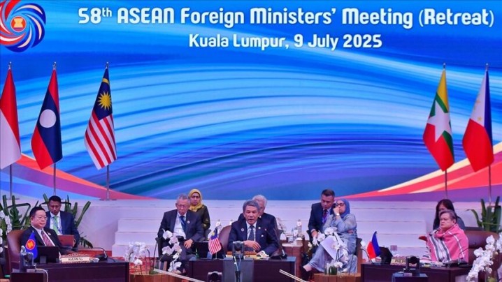 بیانیه وزرای خارجه «آسه‌آن»: تعرفه‌های یک‌جانبه، خطر تشدید تفرقه جهانی را به همراه دارد