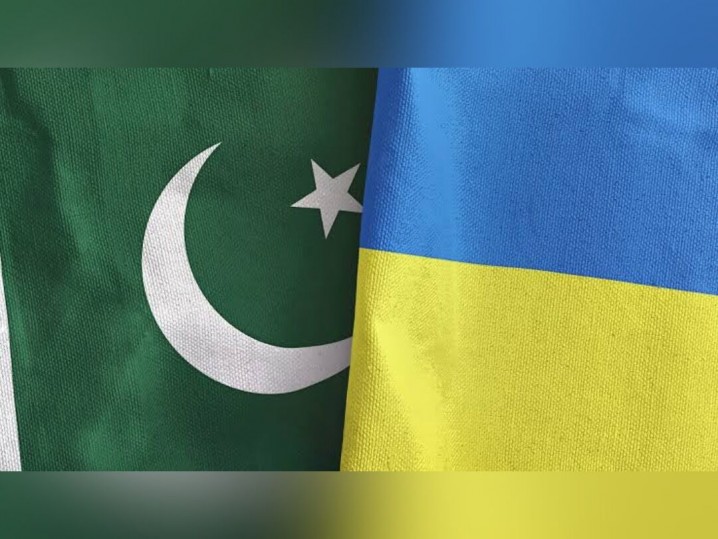 پاکستان ادعای زلنسکی مبنی بر دخالت اتباع خود در جنگ اوکراین را بی اساس دانست