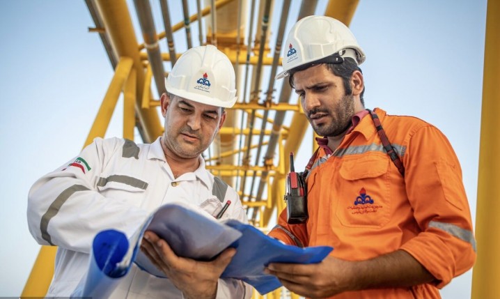 تعمیرات اساسی ۱۶ سکو در پارس جنوبی به اتمام رسید/ تکمیل عملیات تا پایان مهر