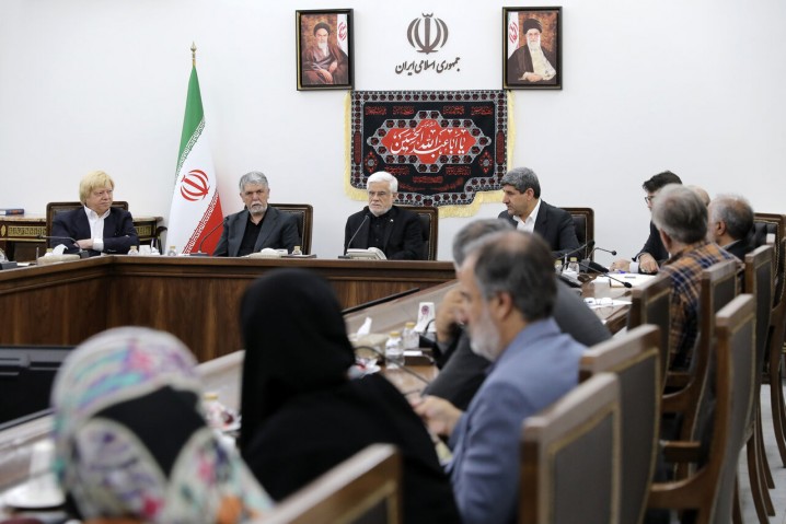 تاکید عارف بر ضرورت تحول رویکرد حکمرانی در حوزه فرهنگ و هنر پس از جنگ ۱۲ روزه