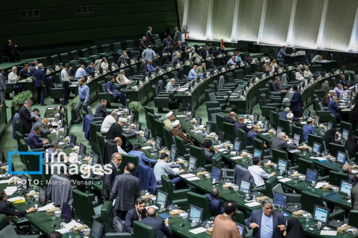 احتمال بررسی ۳ فوریتی خروج ایران از NPT در صحن مجلس