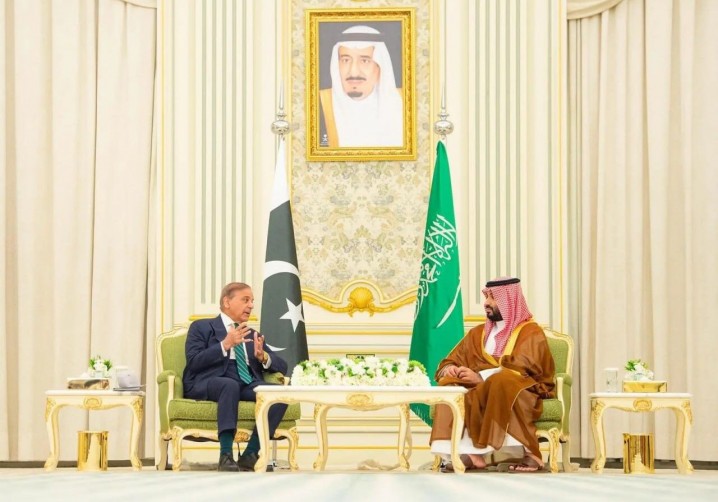 تحلیلگر اسرائیلی: توافق دفاعی ریاض - اسلام آباد، حامل پیام سیاسی برای اسرائیل است