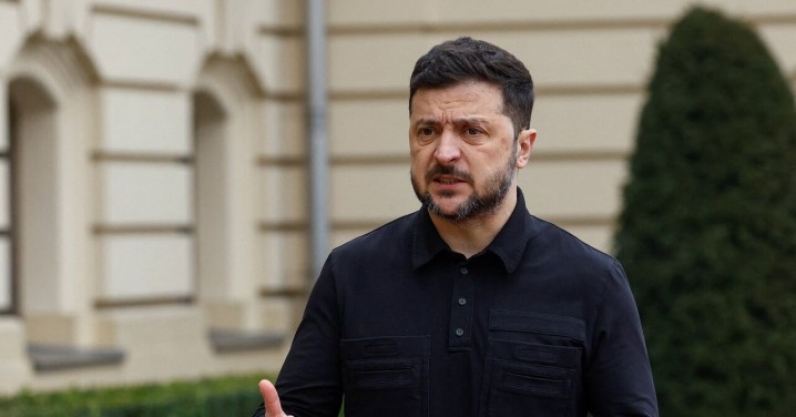 فایننشال‌تایمز: زلنسکی آماده دادن امتیازات بزرگ است