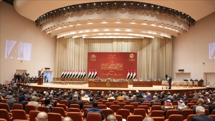 احزاب عراق در پیچ‌وخم تصمیم‌گیری نهایی برای معرفی نامزدهای روسای قوا