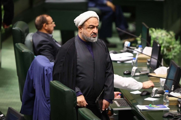 عقب نشینی نماینده تهران از اظهارات قبلی‌اش با تشکر از قوه قضائیه