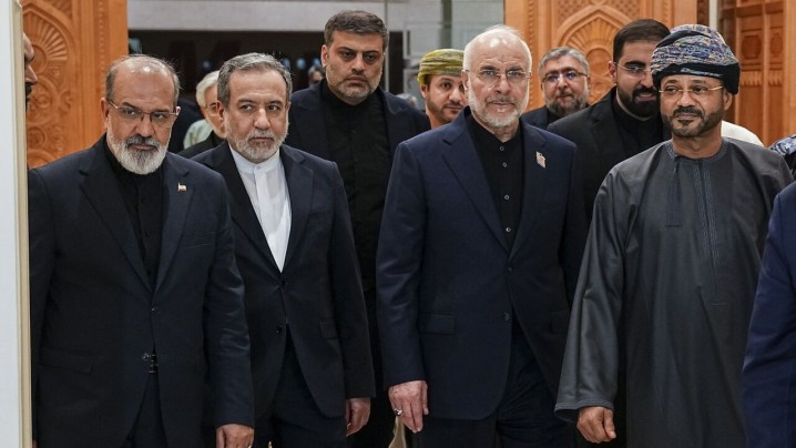 ترامپ در برابر دیپلماسی ایران و عمان؛ تهدید مسقط در آستانه توافق هرمز