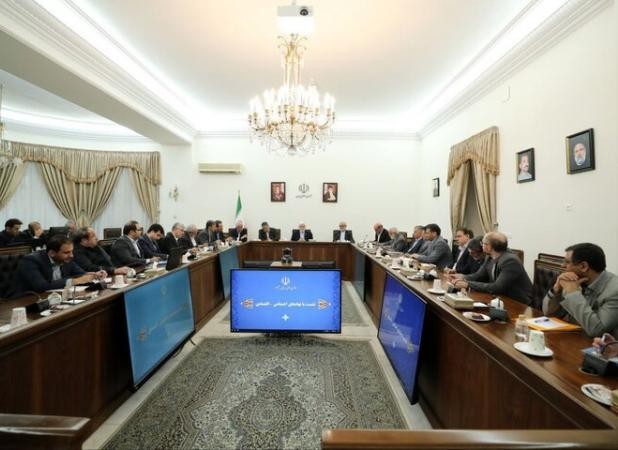 عارف: در بدنه حاکمیتی نباید پایبند نام‌ها و جایگاه‌ها باشیم