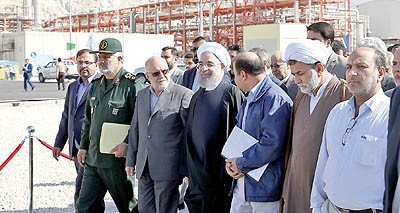 روحانی: هنر در ساختن و آباد کردن است نه خراب کردن و آتش زدن