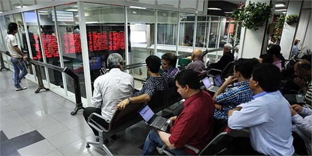 ترمز بورس بعد از ۲ ماه کشیده شد