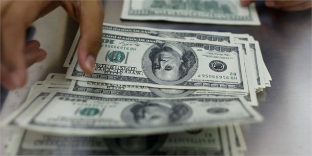 رفت و برگشت دلار به کانال ۴۰۰۰ تومان/ تحرکات جدید از قاچاق ارز به عراق