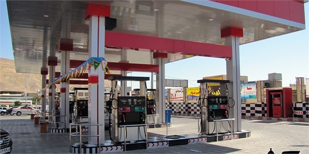 کمبود عرضه بنزین سوپر در برخی جایگاه‌ها