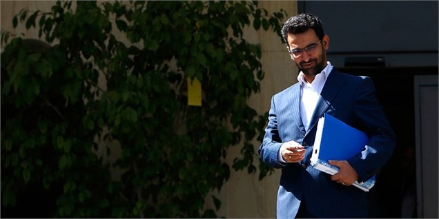 آذری جهرمی: دولت مخالف بستن فضای سیاسی کشور است