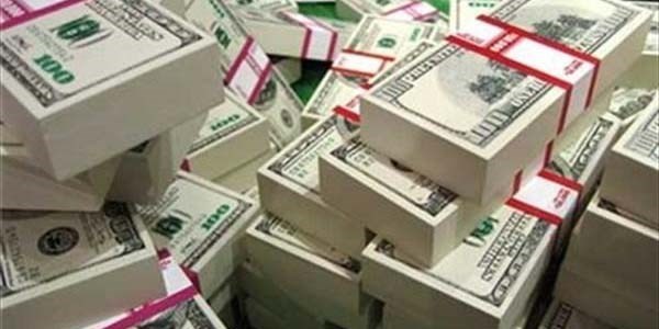 واکنش سیف به گرانی دلار: اقتصاد را نمی‎شود با دستور ثابت نگه داشت