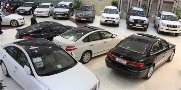 قیمت‌های نجومی خودرو در بازار وارداتی‌ها