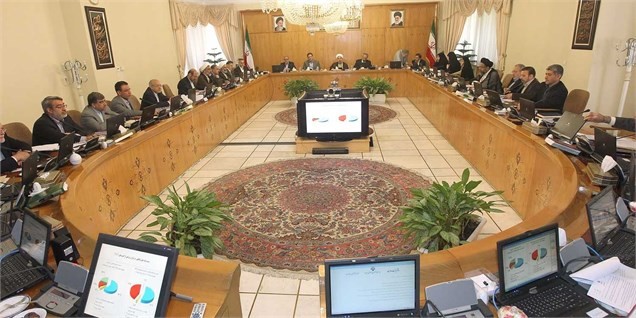 بررسی گزارش وضعیت صنعت، معدن و تجارت در کشور در سال ۹۶