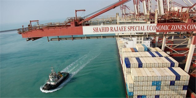 کالاهای وارداتی برای گران شدن آنها در بازار احتکار می‌شوند