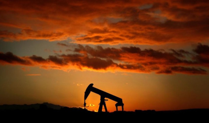 صعود قیمت نفت آمریکا به بالای ۷۰ دلار