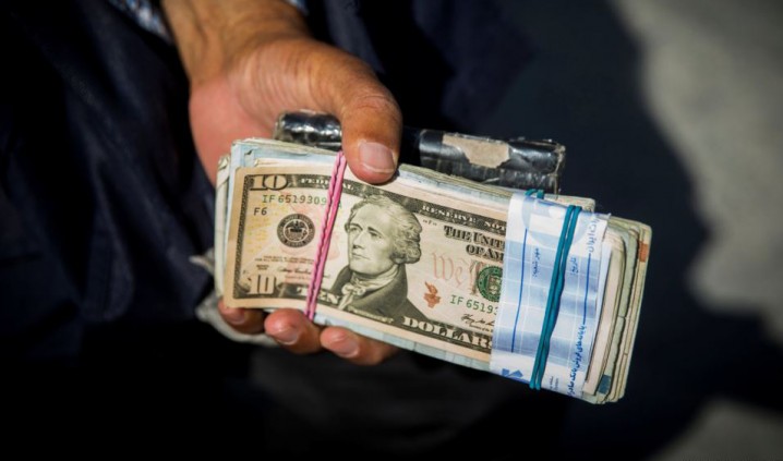 دارندگان پول‌های کثیف در مقابل شفافیت مقاومت می‌کنند