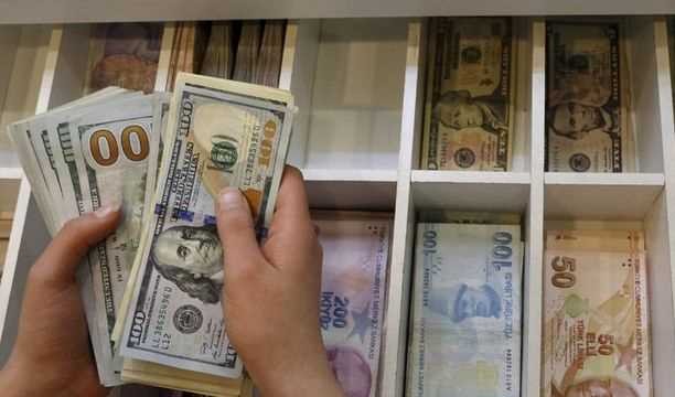 تغییر نرخ ارز دولتی دور از ذهن نیست