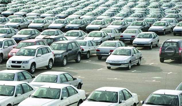 احتیاط در قیمت‌گذاری خودروهای پر تقاضا