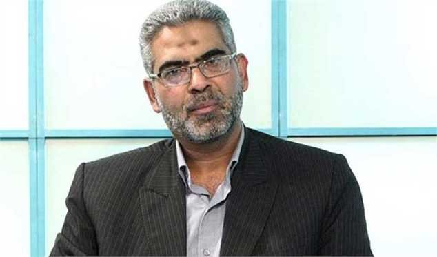 هرگز با افزایش قیمت دلار، «صادرات» بهبود نمی‌یابد