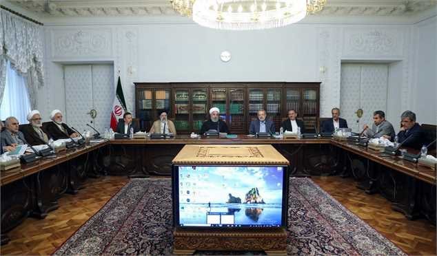 ارائه گزارش اصلاح ساختار بودجه به رئیس جمهور در جلسه سران قوا