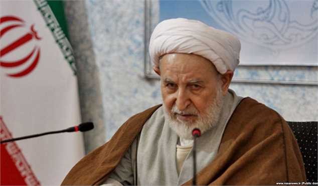 آیت الله یزدی: به اهلیت روسای مجلس، دولت و قوه قضاییه توجه شود