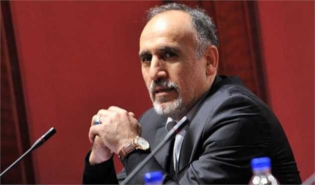 دلار در چه شرایطی تا مرز ۱۰ هزار تومان عقب نشینی می کند؟