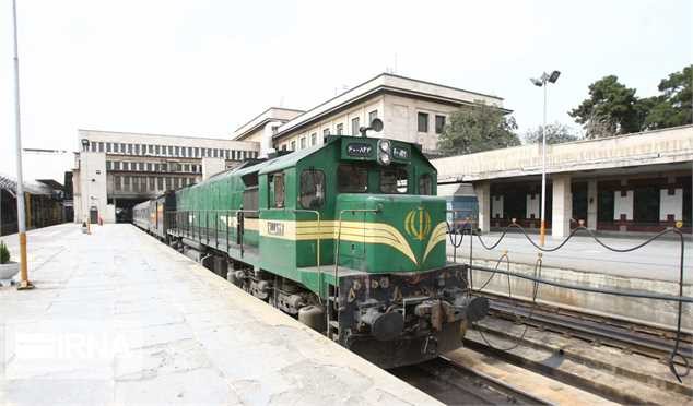 رایزنی با مجلس برای مالیات صفر درصدی حمل‌ونقل ریلی