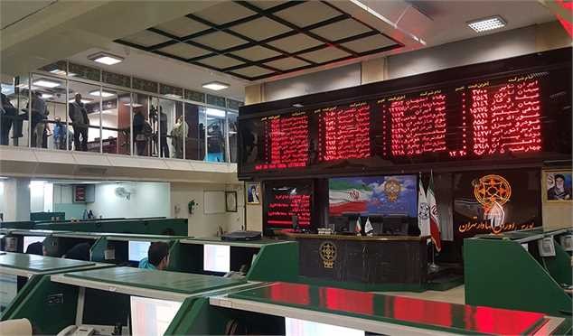 سایه دخالت‌های سیاسی از سر بورس برداشته می‌شود؟