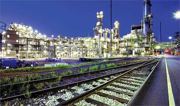 توسعه صنعت پتروشیمی با رویکرد پارک شیمیایی