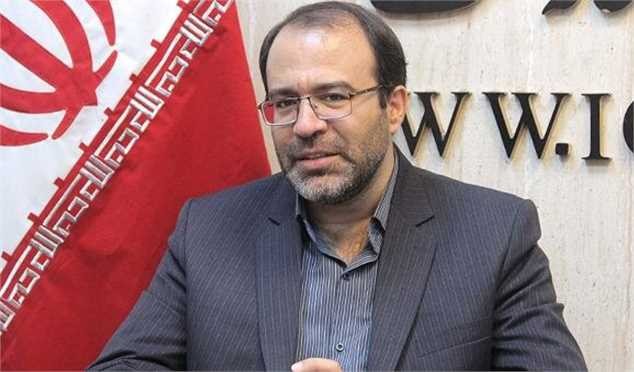 عضو کمیسیون اقتصادی مجلس: دولت تا پایان سال برای حذف ارز ۴۲۰۰ تومانی