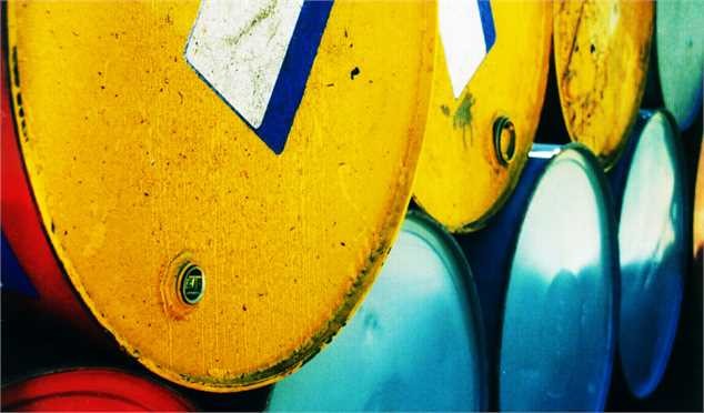 کاهش قیمت نفت در آستانه دیدار مصرف کنندگان بزرگ