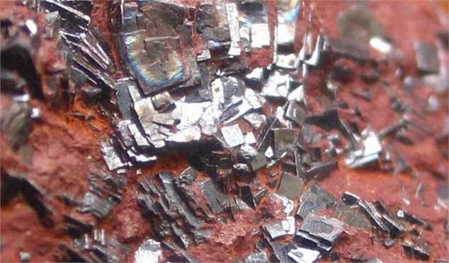 سنگ‌‌‌آهن در کف ۸۰ دلاری جای گرفت